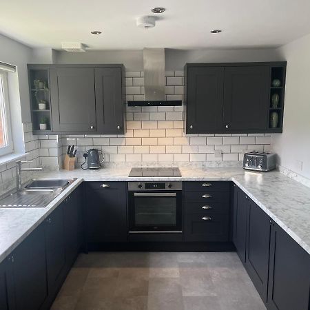 Flat Two, 212 Eaglesham Road, East Kilbride, Glasgow Esterno foto