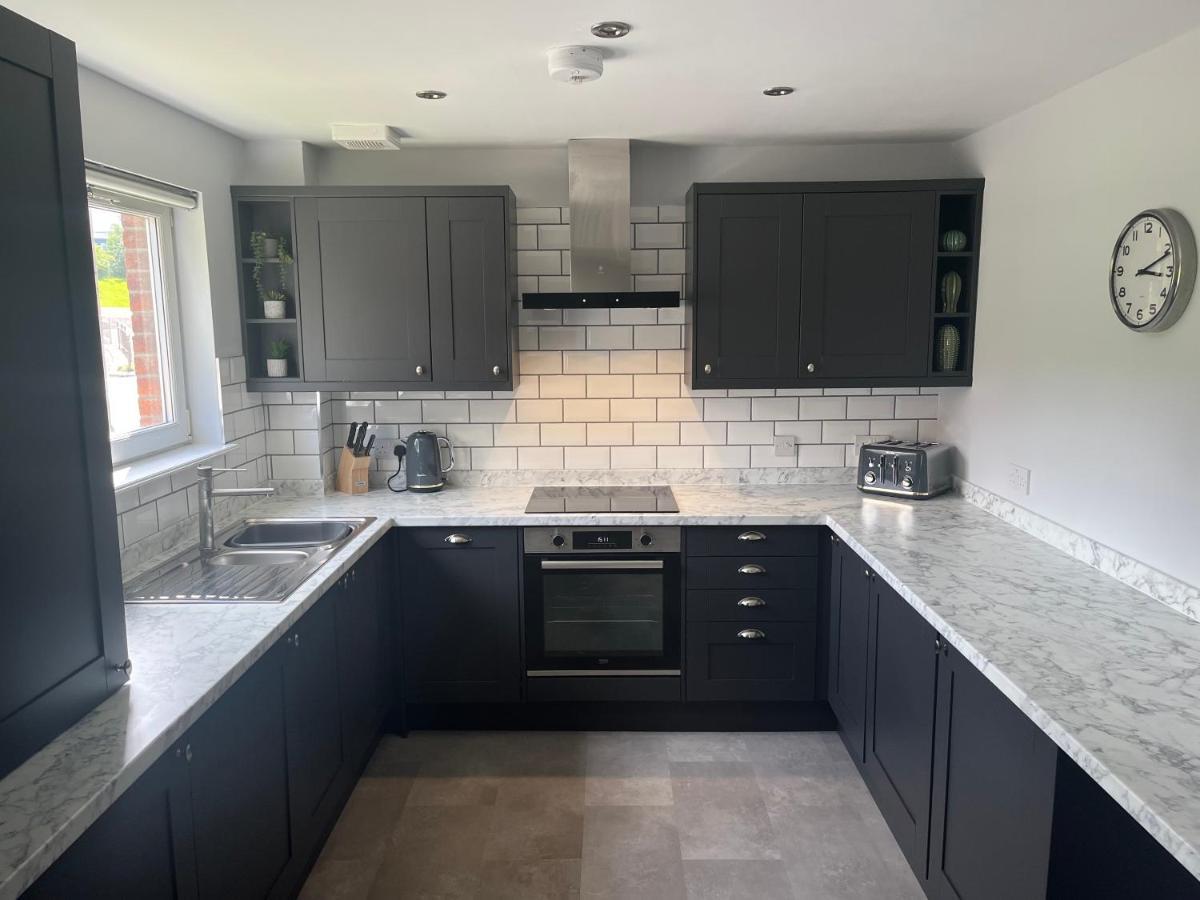 Flat Two, 212 Eaglesham Road, East Kilbride, Glasgow Esterno foto